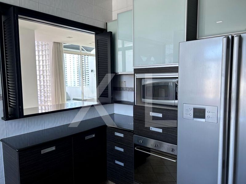 4 Bed Condo for Sale in  Holt Residences - Image 4